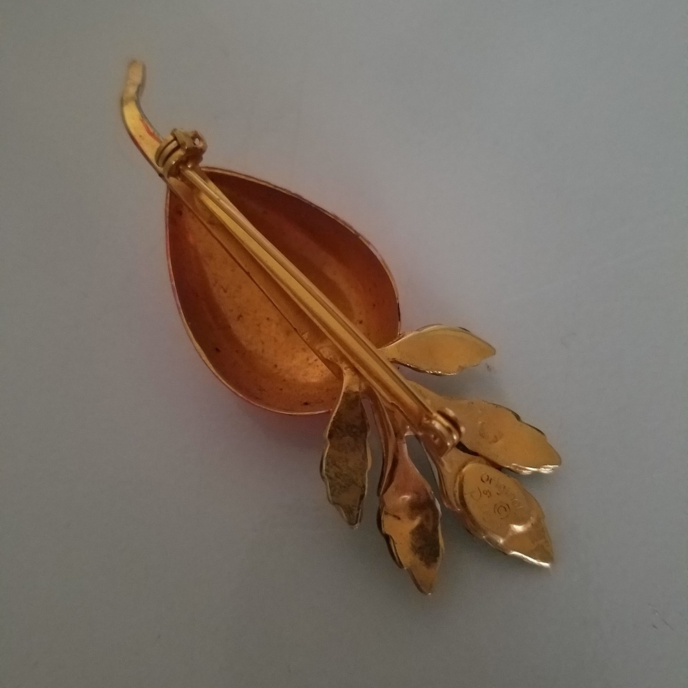 SOLD Vintage 1950s Brooch - Picture 2 of 4